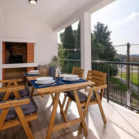 Adrijana 1 * 포레치